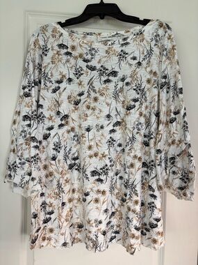 J. Jill Womens Floral Boatneck Top in White with Black & Tan Print